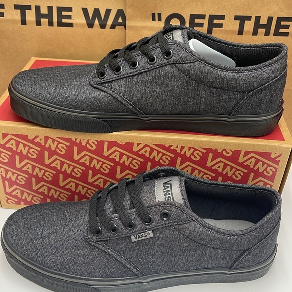 Vans WMNS Atwood
(Varsity Textile) Black/Pewter
VN0A45J9VEJ
Sneakers - Picture 4 of 16